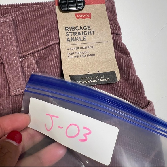 Levi's Women's High Rise Jeans - Mauve - Picture 8 of 12